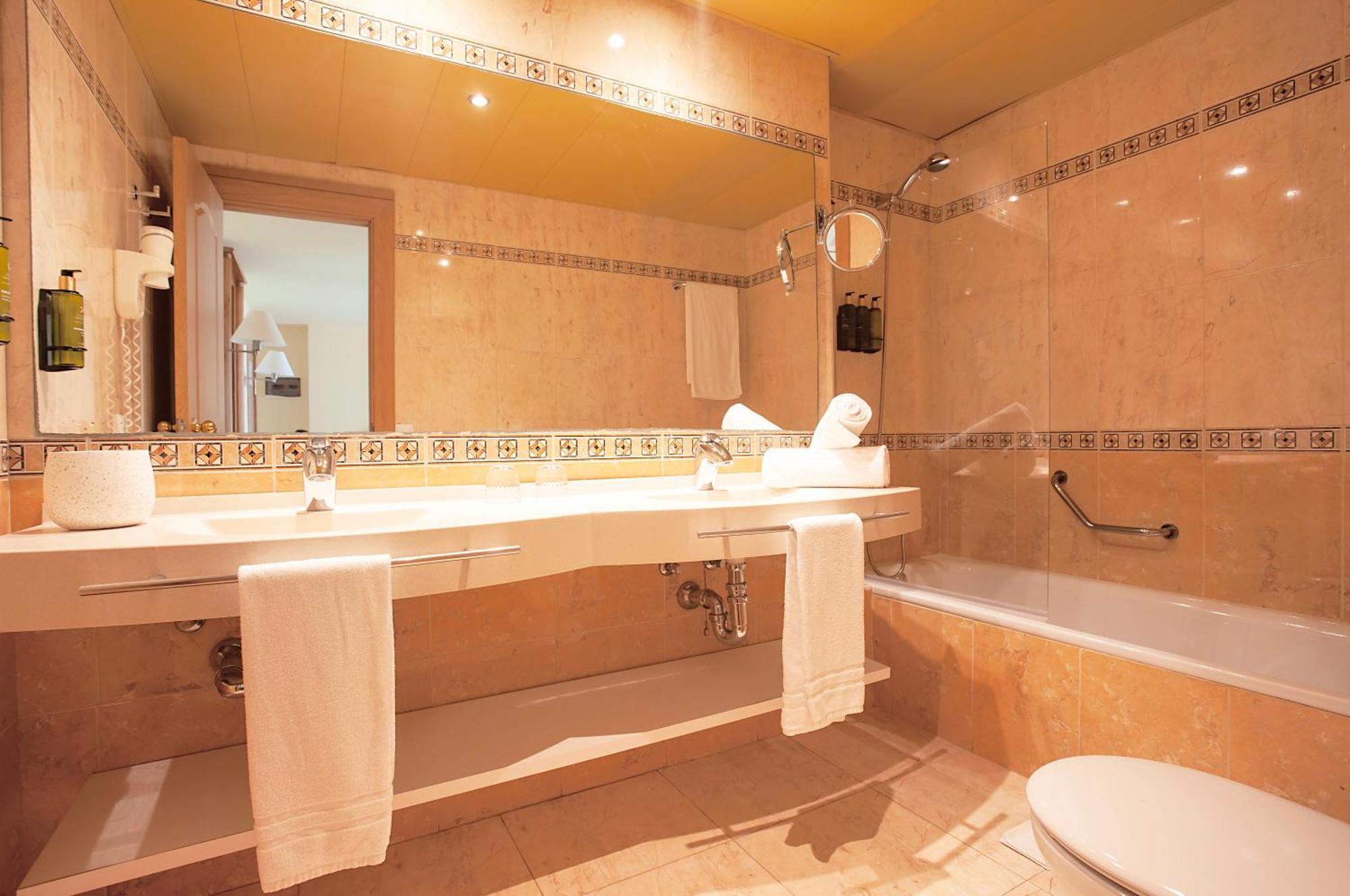 Ona Palmira Paguera Hotel Peguera Ngoại thất bức ảnh